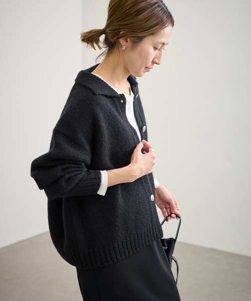 FRAMeWORK（フレームワーク）の「メタルボタン衿付きカーディガン