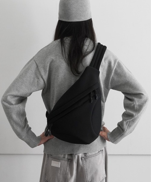 KAIKO（カイコー）の「KAIKO SLING BAG 1（ショルダーバッグ）」 - WEAR