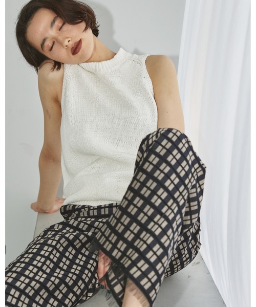 TODAYFUL（トゥデイフル）の「ジオメトリックジャガードトラウザース