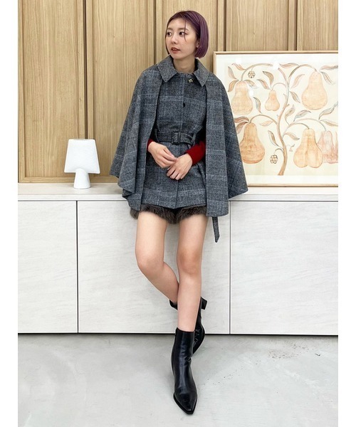 LILY BROWN（リリーブラウン）の「ミドル丈ケープコート（その他