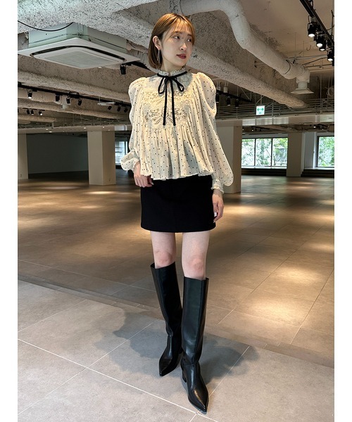 SNIDEL（スナイデル）の「エンブロイダリー楊柳ブラウス（シャツ