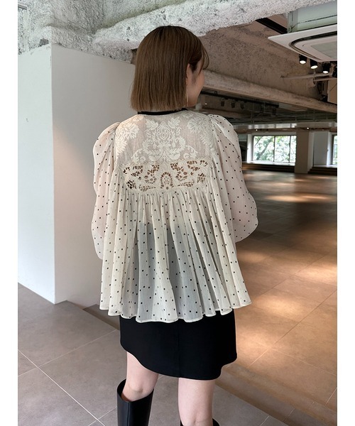 SNIDEL（スナイデル）の「エンブロイダリー楊柳ブラウス（シャツ