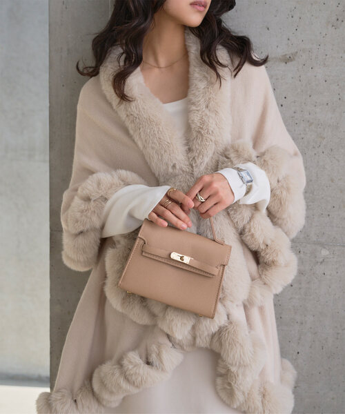 セール】フェイクファーケープコート（ポンチョ）｜KOBE LETTUCE