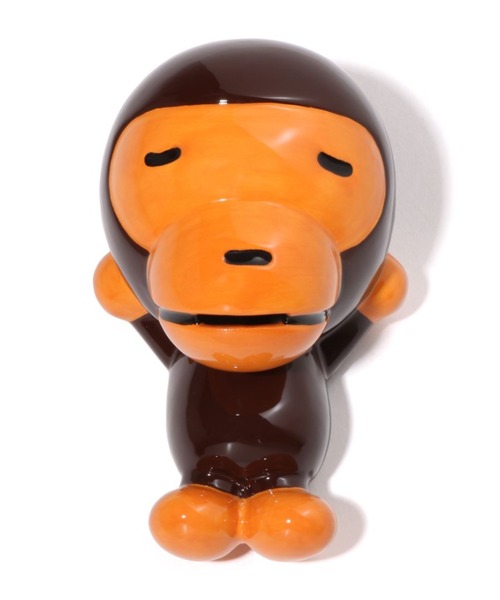 A BATHING APE（アベイシングエイプ）の「BABY MILO COIN BANK M