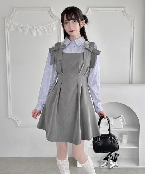 Loueme（ルエム）の「ウエストタックリボンフレアワンピース