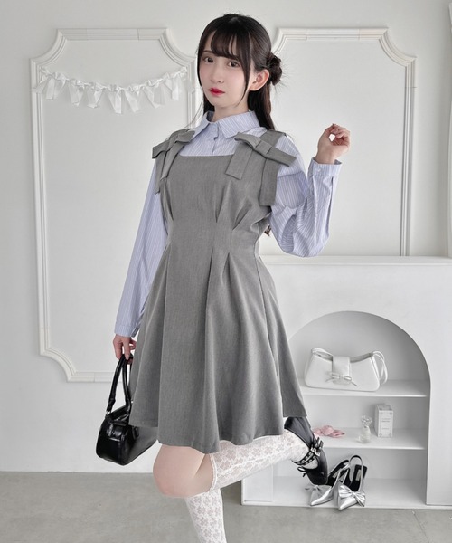 Loueme（ルエム）の「ウエストタックリボンフレアワンピース