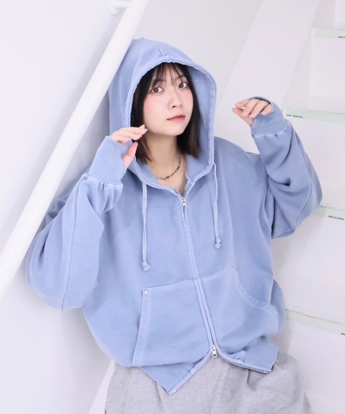 INTER FACTORY（インターファクトリー）の「kurumi - スタッズ付きZIP