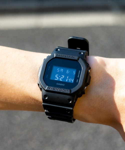 G-SHOCK（ジーショック）の「【CASIO / G-SHOCK】オールブラック DW