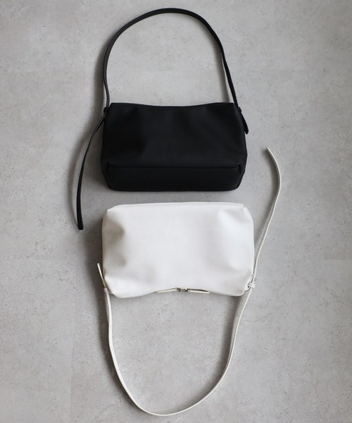 soins（ソワン）の「【牛革】ミニマルショルダーバッグ（ショルダー