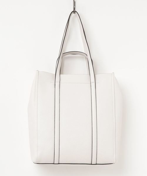 MARC JACOBS（マークジェイコブス）の「THE TAG TOTE/ザ タグトート 31