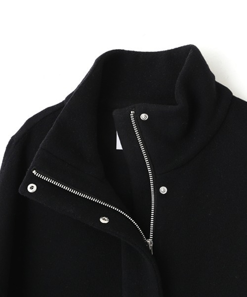 ETRE TOKYO（エトレトウキョウ）の「フーディストールリバーショート