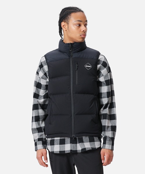 F.C.Real Bristol（エフシーレアルブリストル）の「DOWN VEST（ダウン