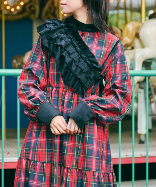 kutir（クティール）の「【クティールとレトロ】セット着用可マルチ