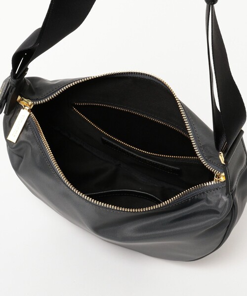 VIOLAd'ORO / ナイロン ボディーバッグ（ショルダーバッグ）｜VIOLAd