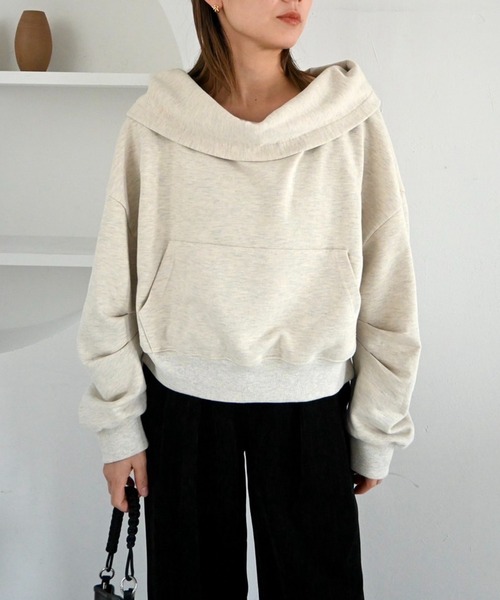 off shoulder cropped hoodie sweat（スウェット）｜WILLFULLY（ウィル