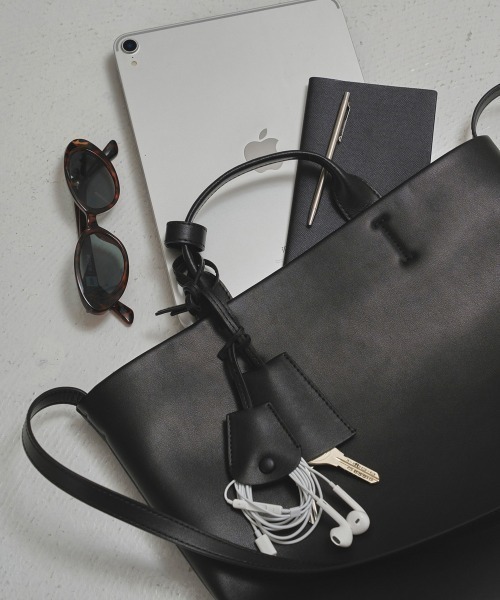 Useful Leather Bag(L)（トートバッグ）｜TODAYFUL（トゥデイフル）の