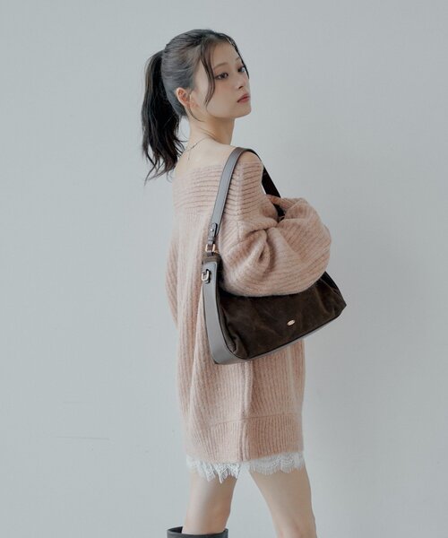 ポーチチャーム付きスエードコンビボストンバッグ（ボストンバッグ