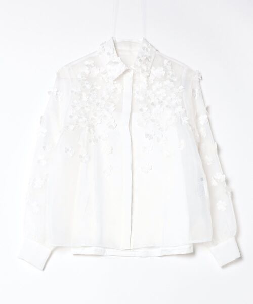 Sov.（ソブ）の「オーガンジーフラワーボウタイシャツ（シャツ