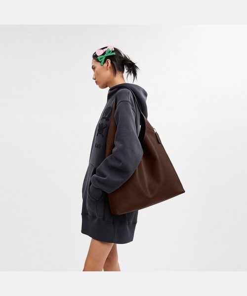 ブルックリン ショルダー バッグ 39（ショルダーバッグ）｜COACH