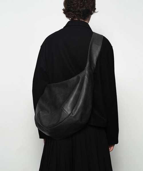 フェイクレザーショルダーバッグ（ショルダーバッグ）｜Ressaca