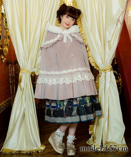 axes femme（アクシーズファム）の「ローズフリルケープコート