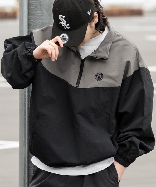 kutir（クティール）の「裾絞り配色ナイロンハーフジップ（ナイロン