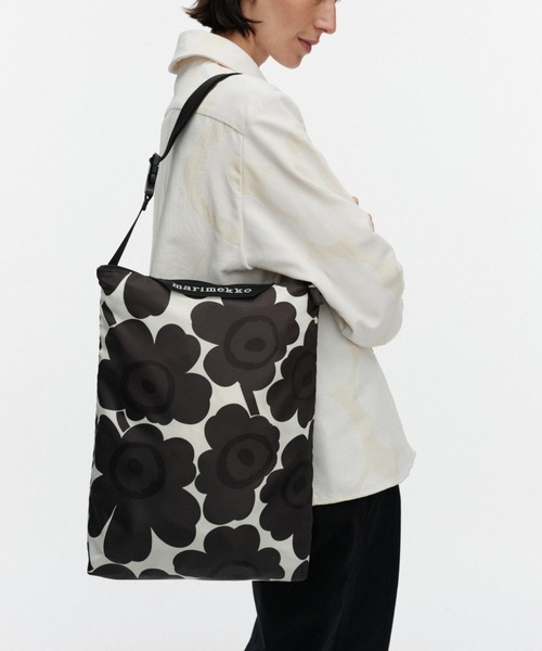Unikko / Neat Crossbody M shoulder bag（ショルダーバッグ