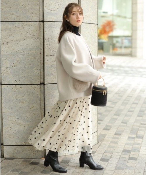 Apuweiser-riche（アプワイザーリッシェ）の「2WAYポケファーノー