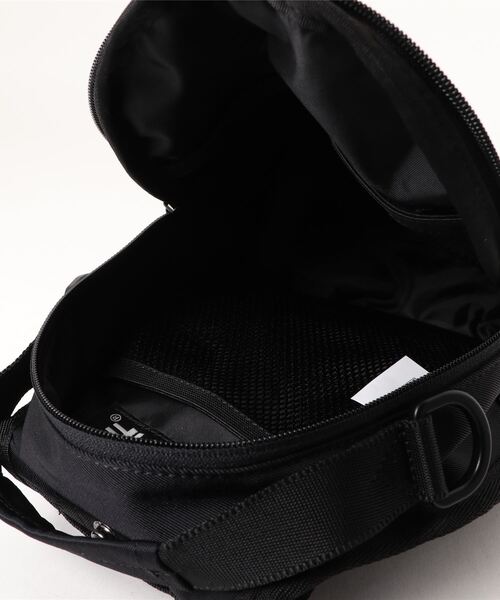 MSCHF（ミスチーフ）の「MISCHIEF/ミスチーフ/【I】RHOMBUS SLING BAG
