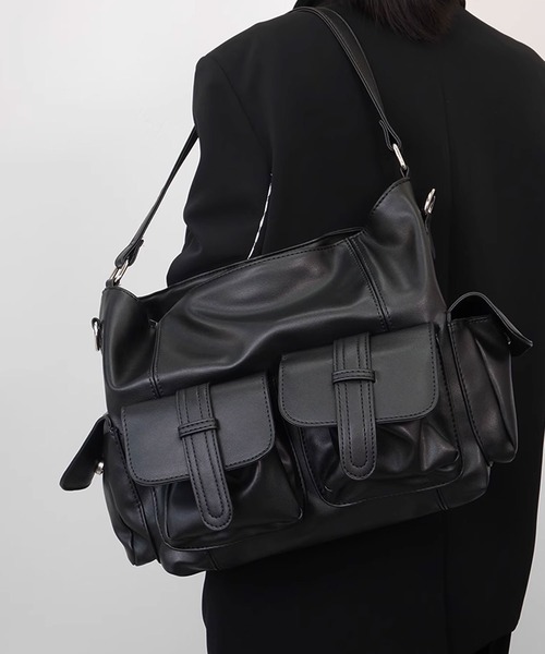 multi pocket shoulder bag/マルチポケット ショルダーバッグ フィ