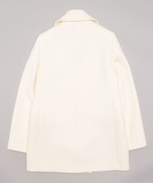 allureville（アルアバイル）の「ショートビーバーオフィサーコート