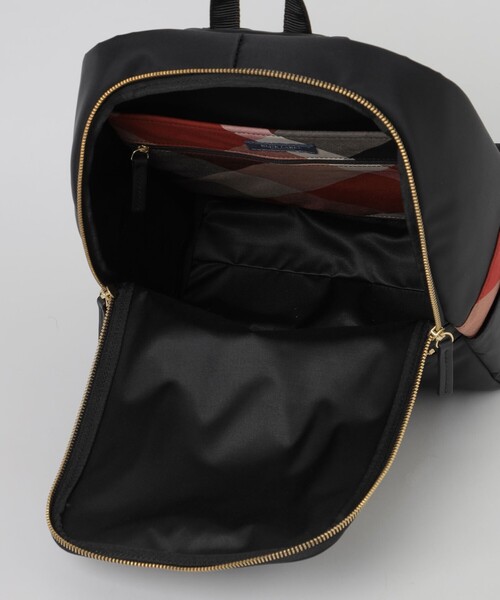 BLUE LABEL CRESTBRIDGE（ブルーレーベルクレストブリッジ）の