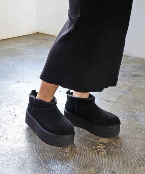 UGG（アグ）の「【UGG】アグ Classic Ultra Mini Platform