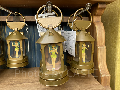 ディズニーで買えるティンカーベルグッズまとめ！アクセサリーやキー