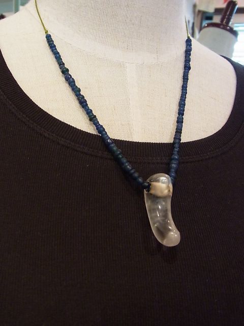 水晶製勾玉と古代瑠璃玉 古墳時代 - Chagamocraft (チャガモクラフト)