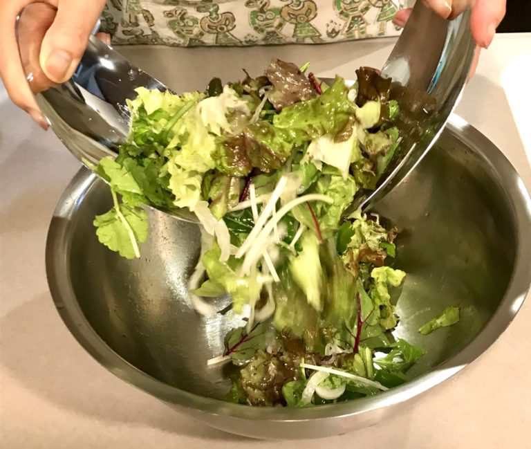 私のサラダが変わった日 | ちゃんと食べてる？|有元葉子|ライフ