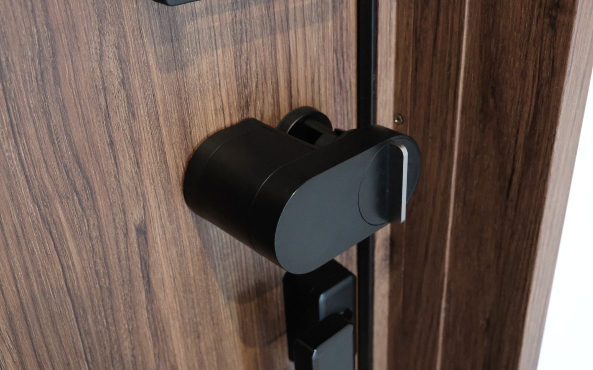 Qrio Lock 徹底レビュー】欠点が少ない高性能スマートロック。手ぶら解