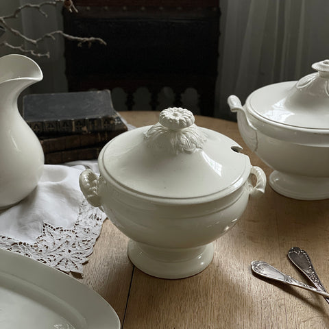 アンティーク陶器の食器 コンポート・スーピエールをお探しなら