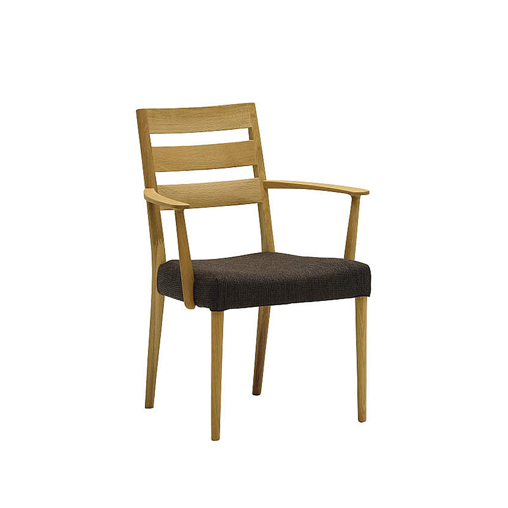 CT61 ARMCHAIR｜カリモク家具｜コンフォートQ｜阪急百貨店のインテリア