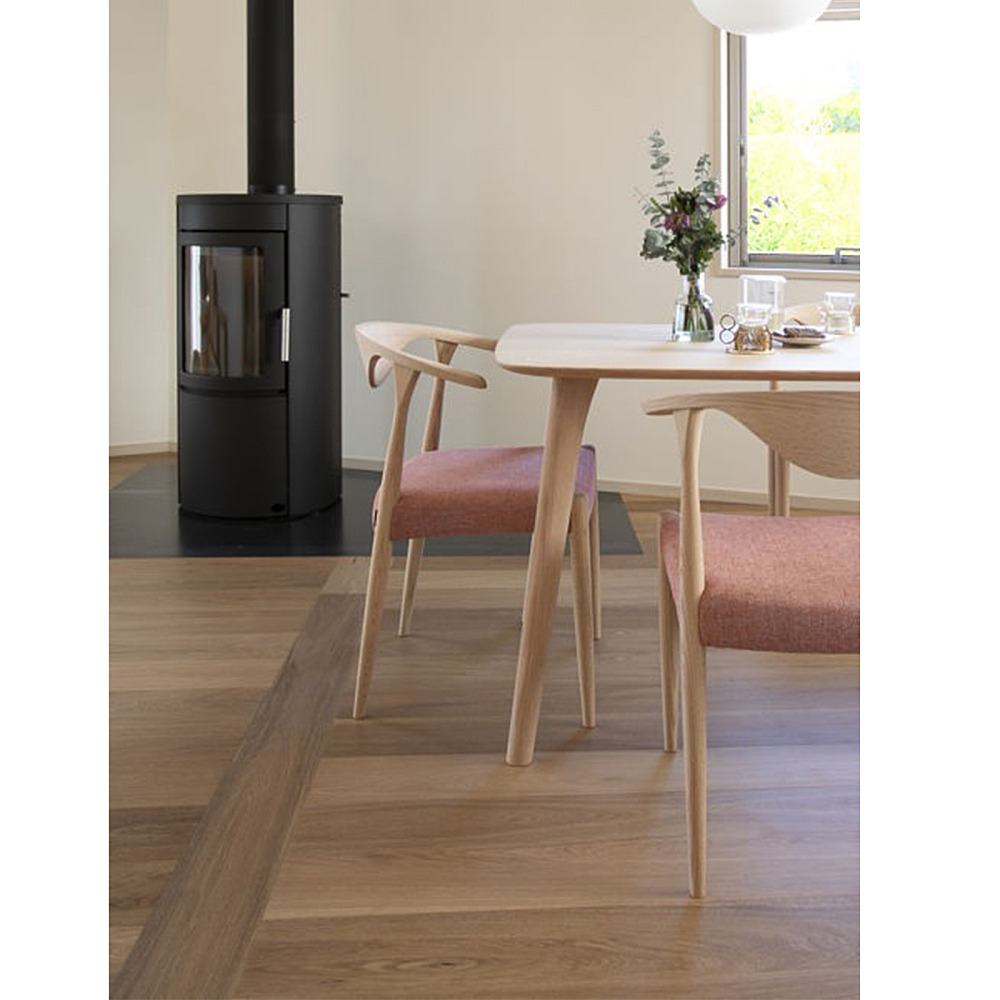 RIT CHAIR｜柏木工｜コンフォートQ｜阪急百貨店のインテリアショップ