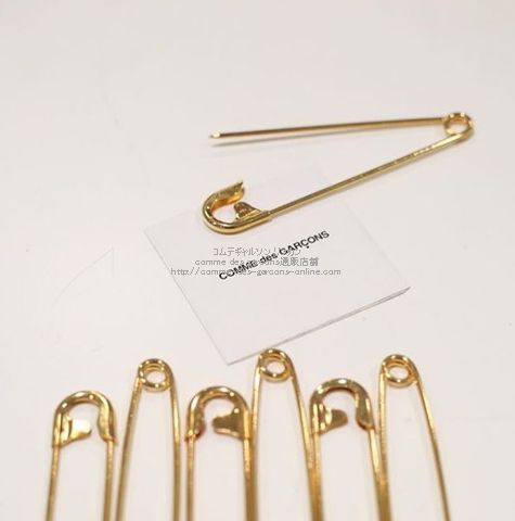 コムデギャルソン 24金安全ピン（ゴールド） | コムデギャルソン