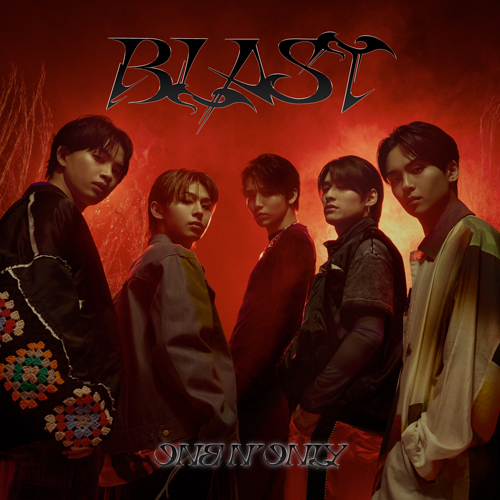 BLAST [初回限定盤A（CD＋Blu-ray）][CD MAXI][+Blu-ray][+フォト