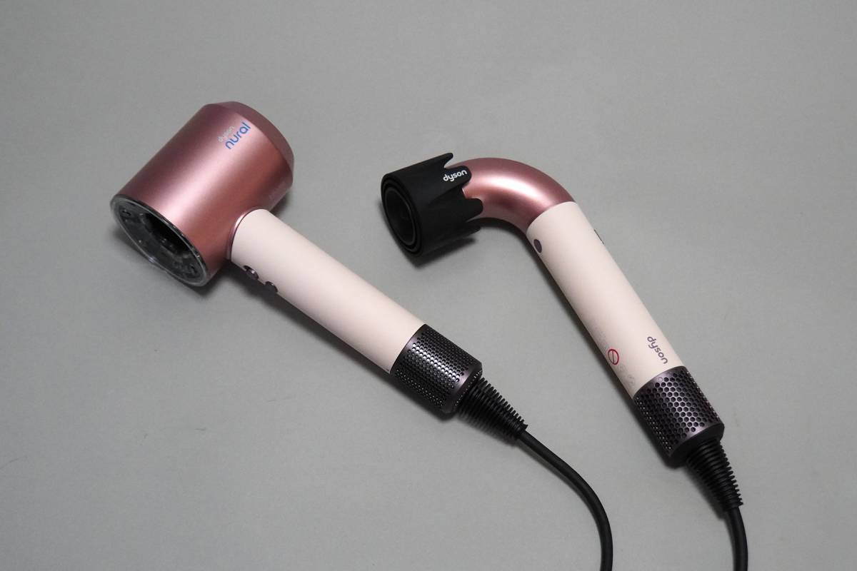 Dyson Supersonic Ionic ヘアドライヤー（HD03）アイアン／フューシャ