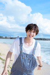 知念英和、初の書籍を発売 地元沖縄で撮影「名刺代わりになるような1冊