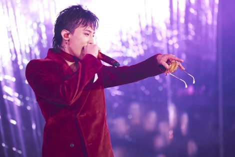G-DRAGON、ソロドームツアーに幕「胸がいっぱい」 V.Iとサプライズ共演