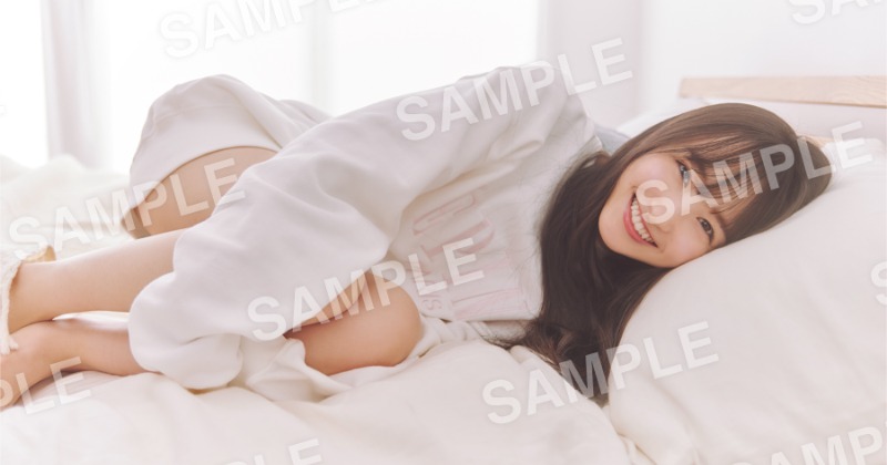 乃木坂46・一ノ瀬美空、起きがけの“あざと笑顔”ショット 5期生写真集