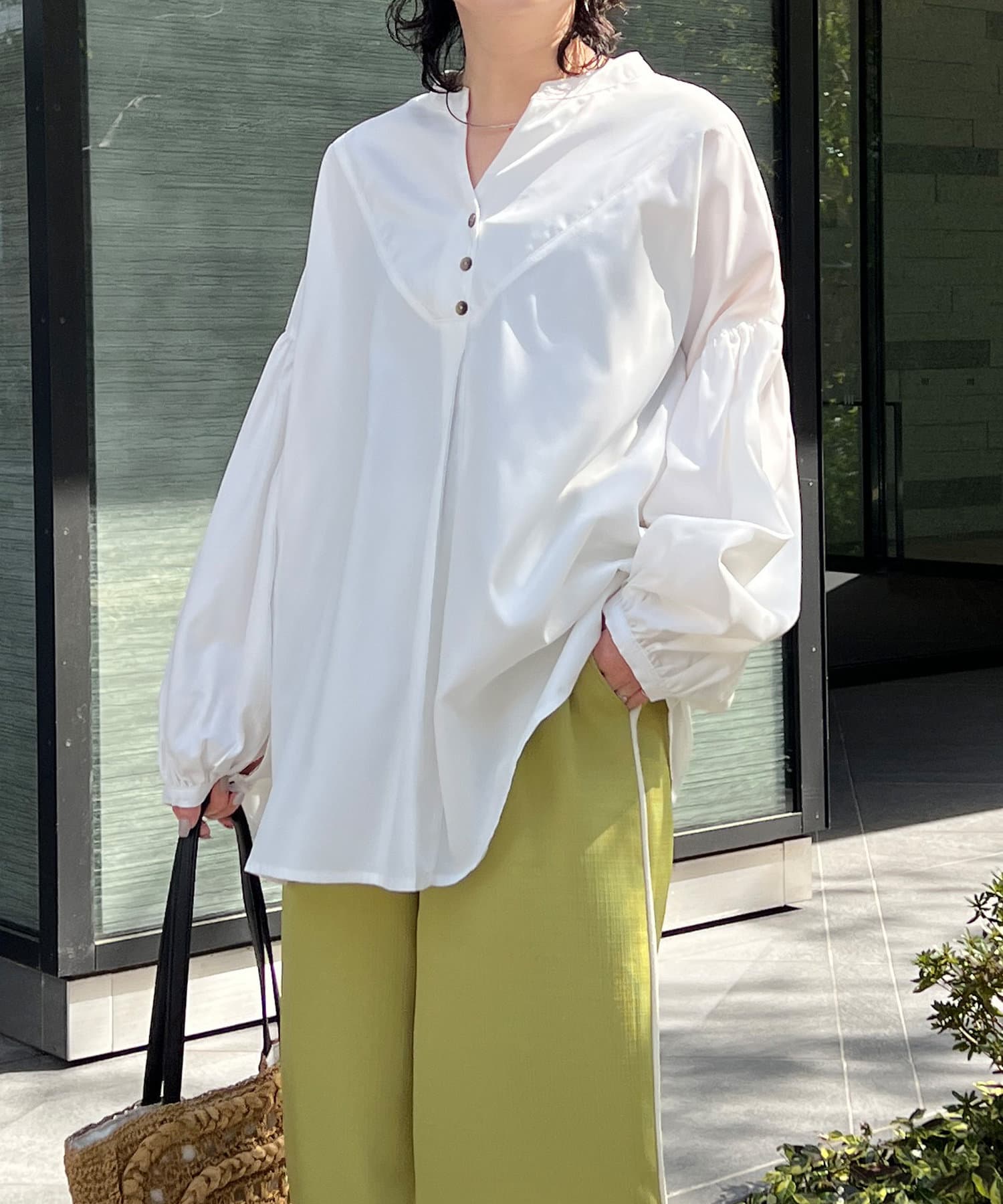 スリットネック袖ボリュームブラウス | Chez toi(シェトワ)レディース