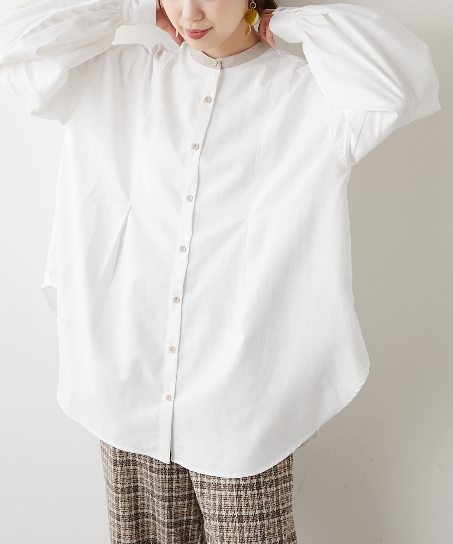 衿配色 ノーカラーシャツ | NICE CLAUP / OLIVE des OLIVE OUTLET(ナイ