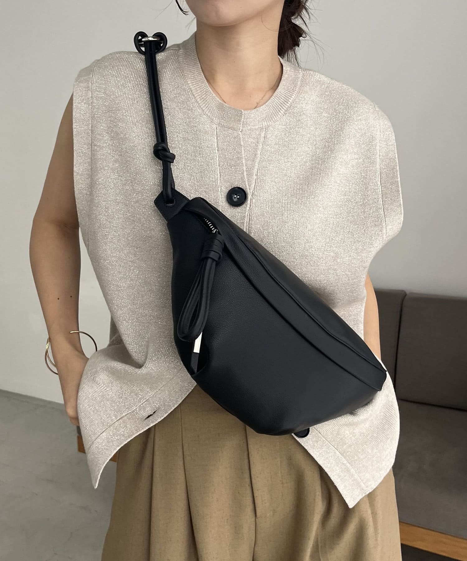 tov/トーヴ＞BUFF ボディバッグ | CAPRICIEUX LE'MAGE(カプリシュレ