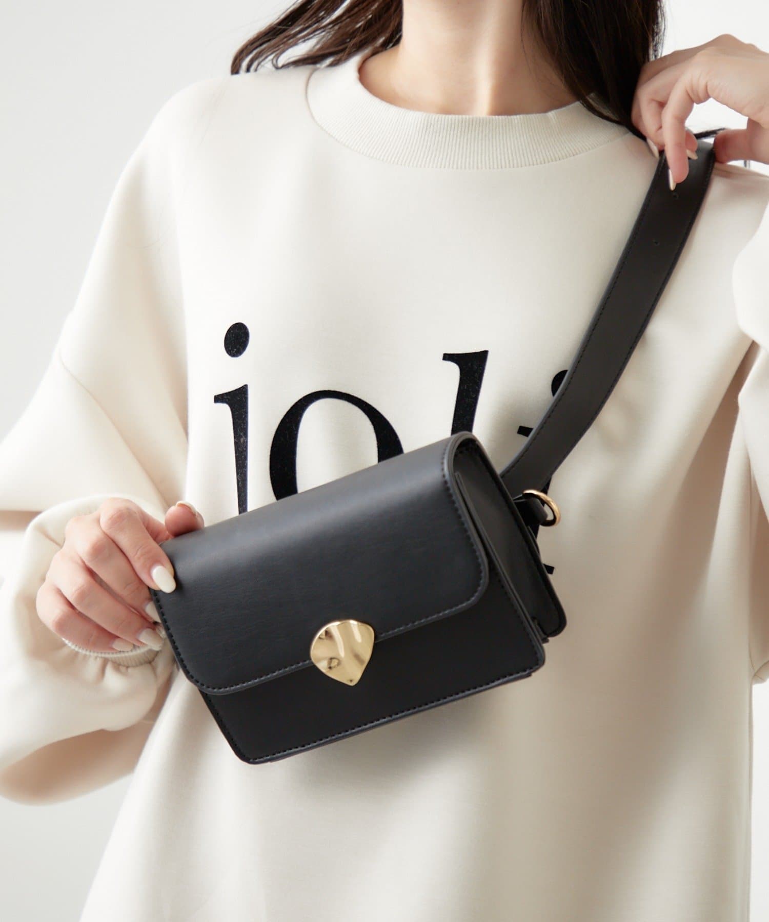 Chico】2WAYウエストポーチスマホショルダー | OUTLET(アウトレット